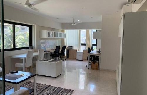 Bandra West Apartment | Kakad Classic 360, 16th Rd, Pali Village, Khar West by Connekt Homes