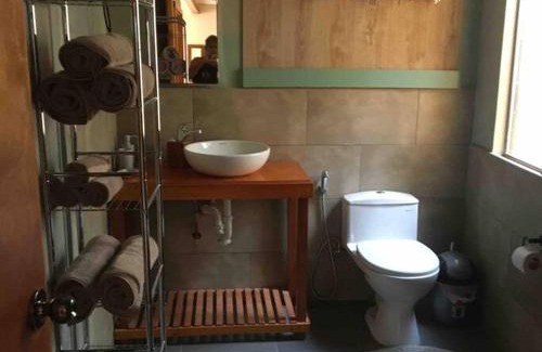 Colan Apartment | Kalani heights 1 bedroom house that sleeps 6