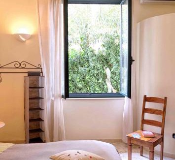 Locri Bed & Breakfast | Kalinikta B&B