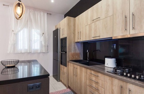Kallithea Apartment | Kallithea Comfort Spacious 3Bd Family Apt wBalcony