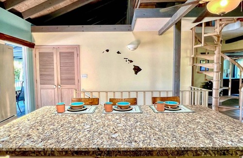 Keaau House | Kaloli Sunrise by the Sea - private pool, lanais, and home!