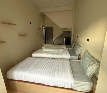 Nanai Road Hotel | Kami Guest House Patong