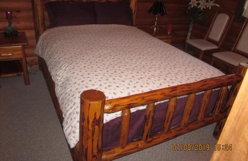 Kamloops Bed & Breakfast | Kamloops Log Home Bed and Breakfast