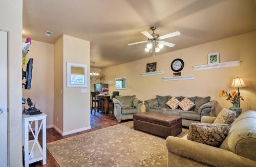 Kanab Apartment | Kanab Condo with Pool and AC Less Than 1 Mi to Attractions!