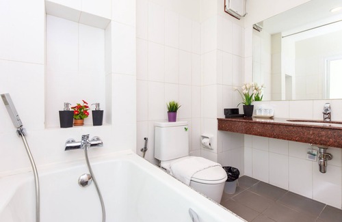 Ban Tai Hotel | Kanchanaburi City Hotel