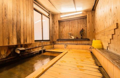 Yudanaka Shibu Onsen Hotel | Kaneki Hotel