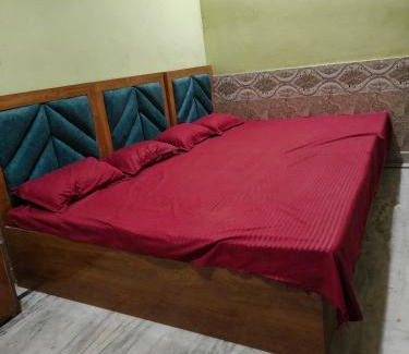 Mathura House | Kanha Dham Dharamshala