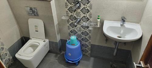Varanasi Apartment | Kanha villa, Best home stay