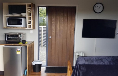 Horotiu Apartment | KaPai the Cabin