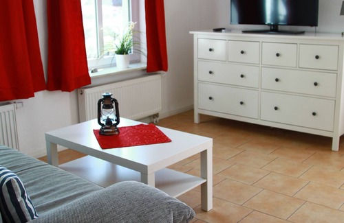 Schaprode Apartment | Kapitaensferienhaus on natural harbor in Schaprode / Rügen