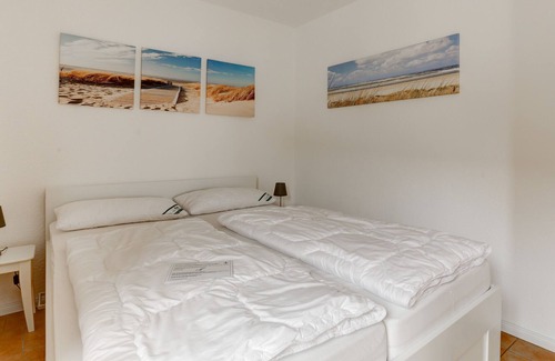 Schaprode Apartment | Kapitaensferienhaus on natural harbor in Schaprode / Rügen