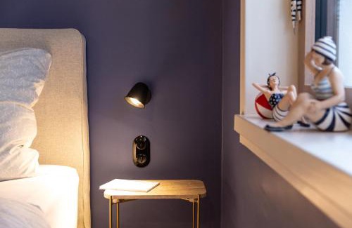 Warnemuende Apartment | Kapitaenshaus in Wasserlage! Traumapartments Warnemuende