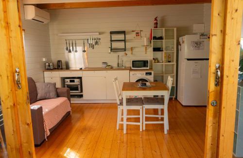 Horseshoe Bay House | Kapok Flower entire studio