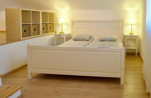 Zánka Apartment | Karádi apartman