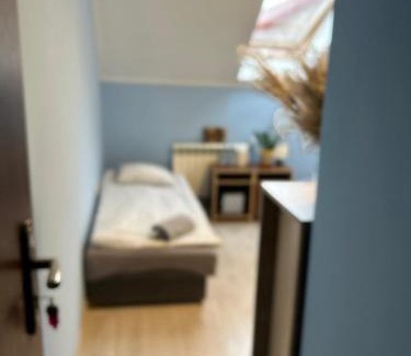 Krosinek Hotel | Karczma gę gę gę Pokoje