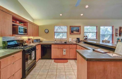 Glen Rose House | Kasa Casa at High Hope Ranch 3bed Cowboy Pool