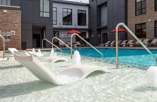 Charlotte Apartment | Kasa | Family Friendly Uptown Location, Amenity Access | Charlotte