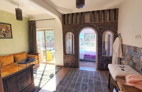Sidi Abdallah Ghiat Cabin | Kasbah Tifirte