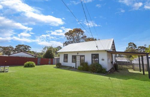 Paynesville House | Katisha Cottage