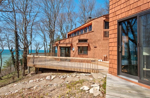 Coloma Cottage | Katka's Summer Castle - Tucked into the Dunes on Fire Lane 16
