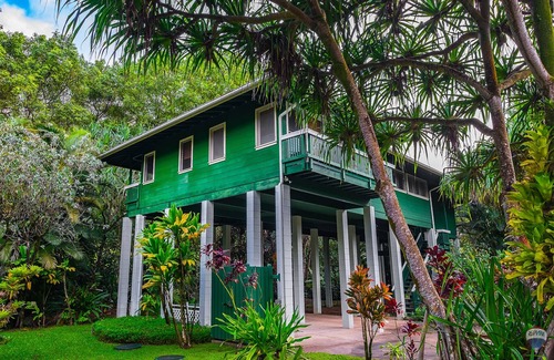 Wainiha House | Kauai Tree House - Nestled Along a Stream & Secluded, Tropical Surroundings.