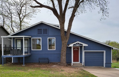 Kaw City House | Kaw Lake View and 30 Minutes from Pioneer Woman, Ree Drummond's Mercantile