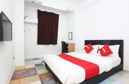 Bandar Kota Bharu House | Kb Rest Inn-Deluxe Queen