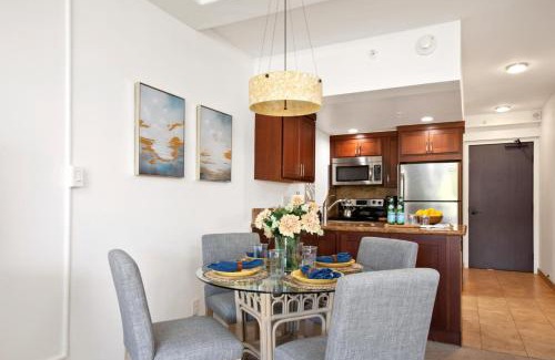 Kaanapali Apartment | KBM Resorts FREE CAR The Whaler Ocean view Recently Updated Studio Stunning views WH2-661