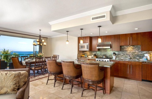 Honokowai Condo | KBM Resorts | Spacious Ocean View 6-Bedroom Honua Kai Collection | Multi Unit Listing | Same Floor | 2 Free Rental Cars! HKK-450/51