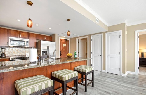 Honokowai Condo | KBM Resorts | Spacious 4-Bedroom Honua Kai Collection | Multi Unit Listing | Same Floor | Ocean Views + 3 Free Rental Cars! HKH-516/37/45