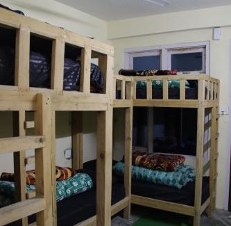 Jibhi Bed & Breakfast | KD RiverView Jibhi Tirthan