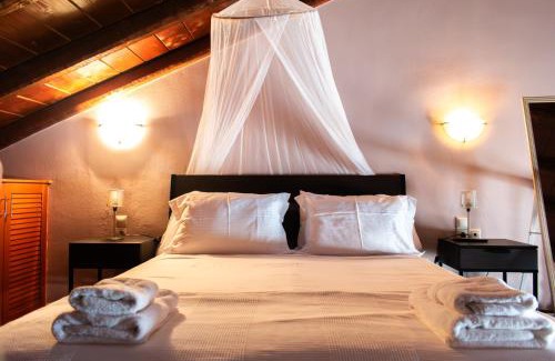 Lavreotiki Apartment | KD Rustic Home