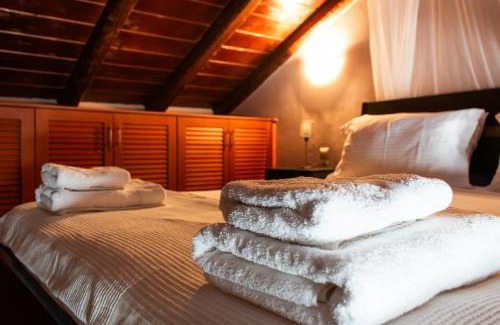Lavreotiki Apartment | KD Rustic Home