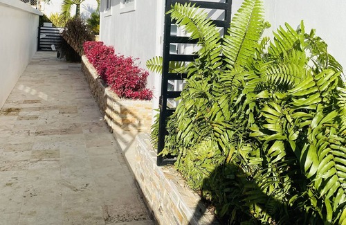 Minillas Apartment | Keep it simple at this peaceful and centrally located place.