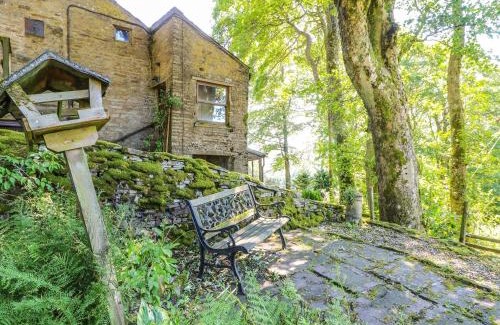 Alston House | Keepers