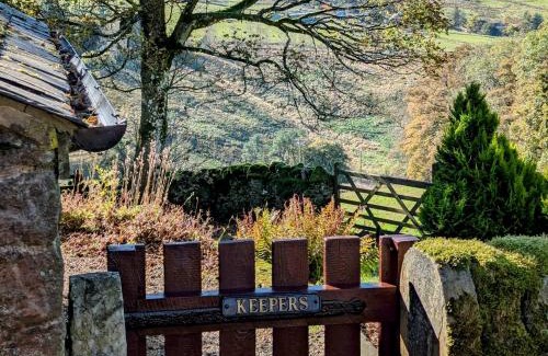 Alston House | Keepers