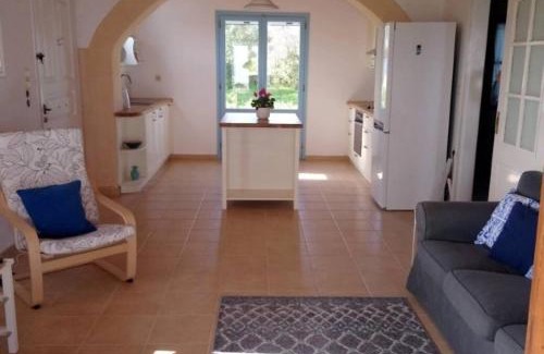 Kefalas Villa | Kefalas nr Almyrida sea view cottage
