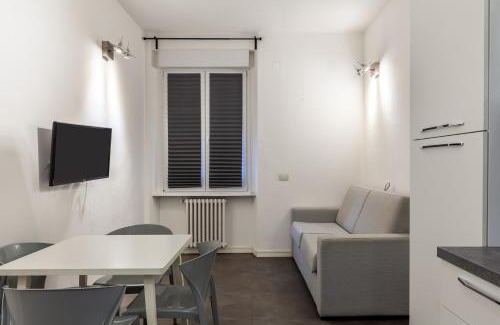 Pisa City Centre Apartment | Keith Haring - rosso