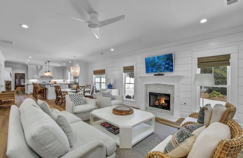 Saint Simons Island House | Kelsall Cottage, Gorgeous Home Perfect for Entertaining and Coastal Living with private back yard, p