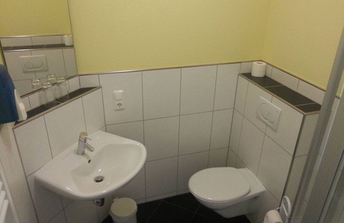 Kenn Hotel | Kenner Treff