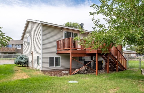Tri-Cities House | Kennewick Duplex near Columbia River