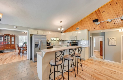 Leitchfield House | Kentucky Getaway w/Access to Rough River Lake!