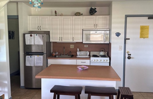 Maunaloa Condo | Kepuhi Beach, Molokai, Oceanfront Gem! What a view! Steps to the beach!