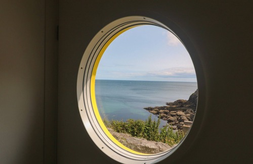 Portloe Cottage | KERBENETTY (HARBOUR COTTAGE), pet friendly, with open fire in Portloe