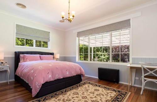 Sutton Forest House | Kerriedancer House - 4 bedroom well appointed home
