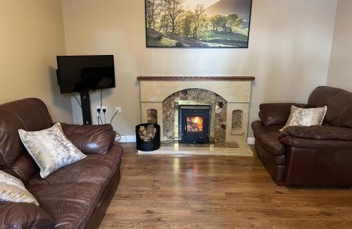 Enniskillen House | Ketty's Cottage