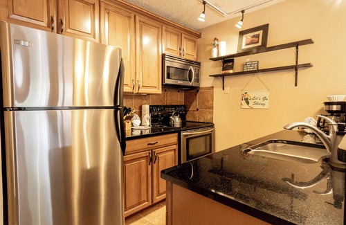 Mountain House Apartment | Key Condo #2939 by Summit County Mountain Retreats