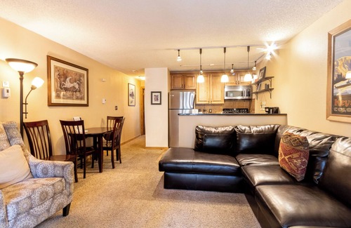 Mountain House Apartment | Key Condo #2939 by Summit County Mountain Retreats