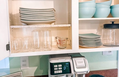 Holly Hill House | Key Lime Cottage - MINUTES from the beach, Ocean Center, Pictona & downtown!