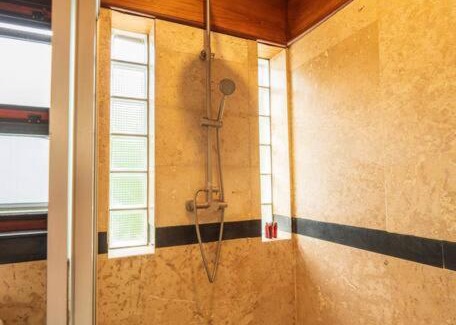 Nong Nam Daeng House | Khao Yai Log House